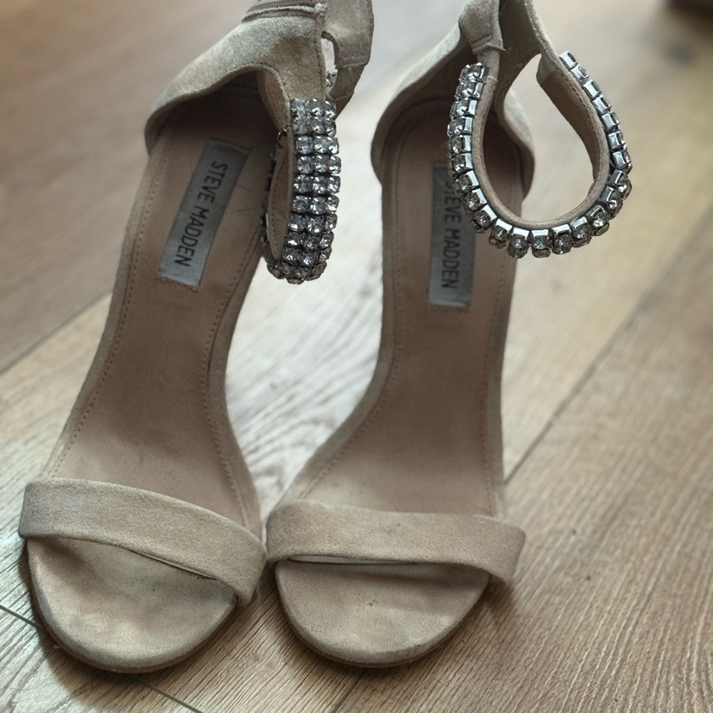 Steve Madden Tan Suede Heels With Sparkling Ankle… - image 1